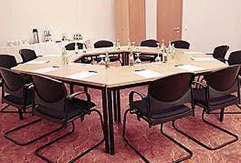 Kleefelder Hof 3*